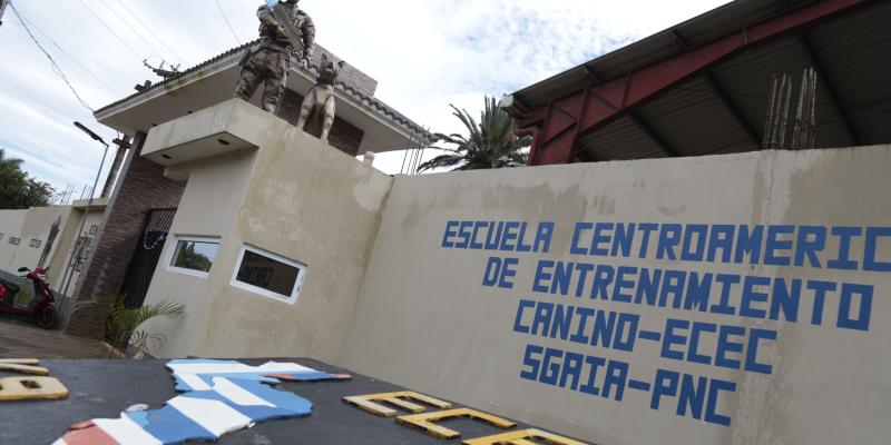ECEC prepara a personal policial en diferentes especialidades