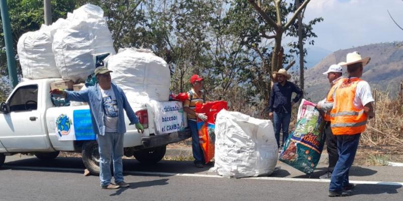 Delegación de Santa Rosa impulsa el cumplimiento del Reglamento 164-2021