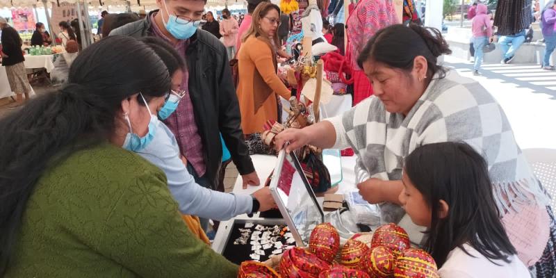 Empresarios participan en Feria Regional en Chimaltenango 