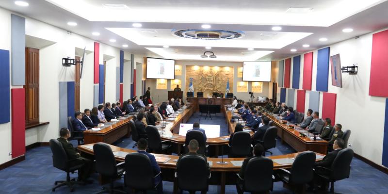 Ministerio de la Defensa Nacional fomenta la cultura de defensa y la protección ambiental, a través de diplomado.