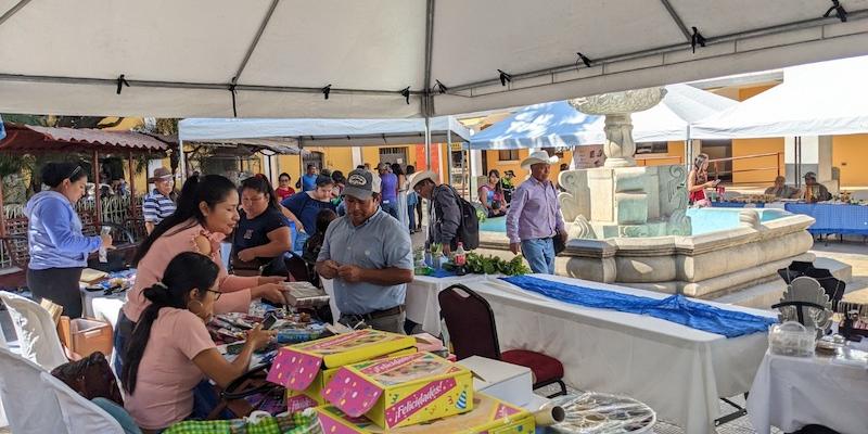 Empresarios huehuetecos son apoyados por el Ministerio de Economía