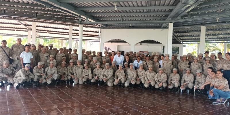 Reservistas militares se forman como educadores ambientales