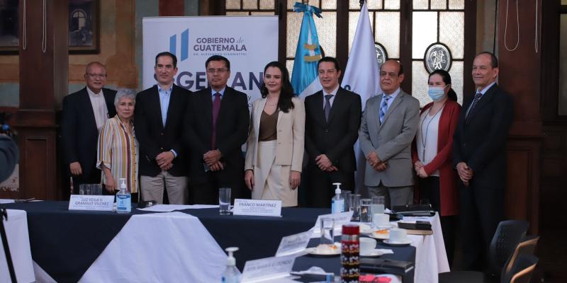 Foto oficial reunión con la Iniciativa Guatemala Adelante