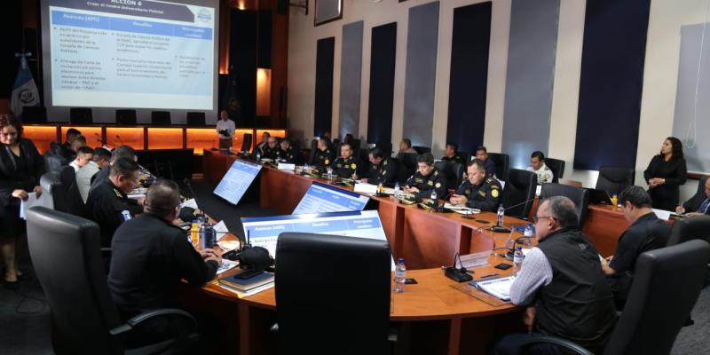 Presentan avances en la Estrategia de Transformación Policial