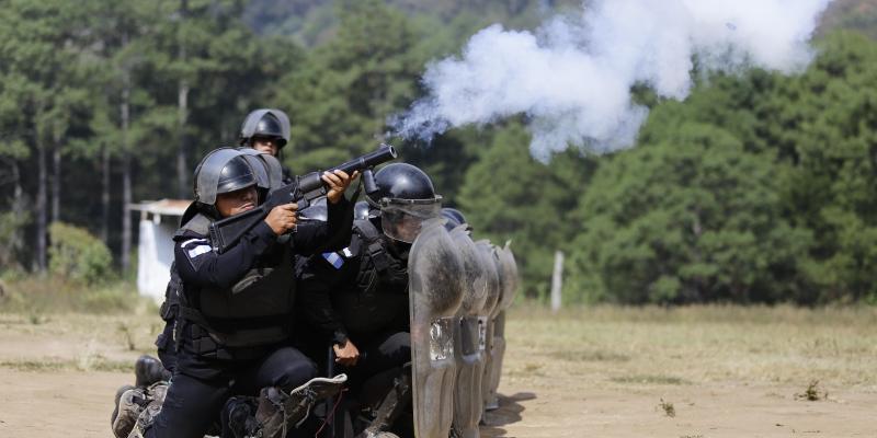 Agentes de fuerzas especiales refuerzan y actualizan protocolos de actuación