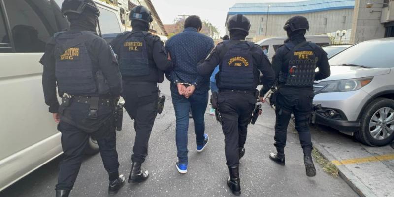 Extraditables capturados por narcotráfico en operativos tácticos