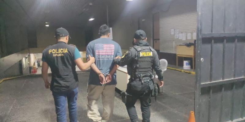 Es detenido presunto pandillero en la zona 25