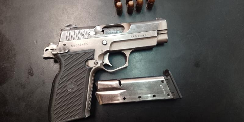 PNC captura a 8 personas por portación ilegal de armas y marihuana