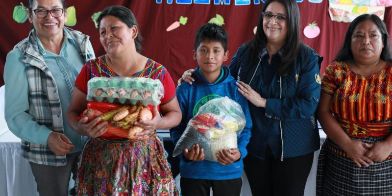 Ministerio de Educación realiza la segunda entrega de Alimentación Escolar