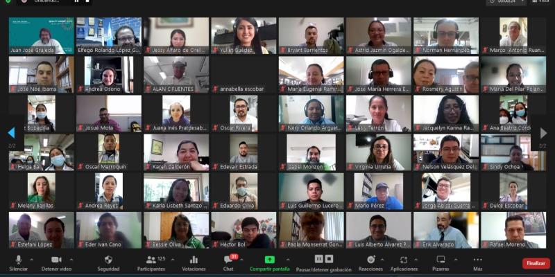 Personas conectadas virtualmente en capacitación de la Quality Summit del Sistema Nacional de la Calidad
