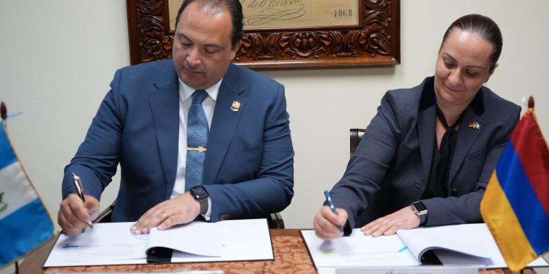 Guatemala y Armenia acuerdan dinamizar relaciones bilaterales  