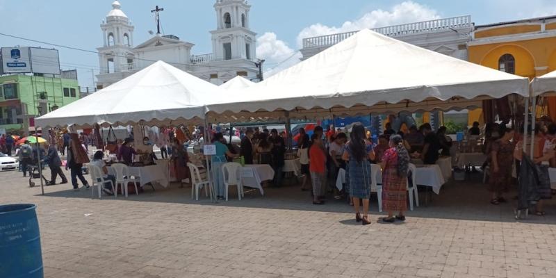 Participan en Festival gastronómico de Chimaltenango