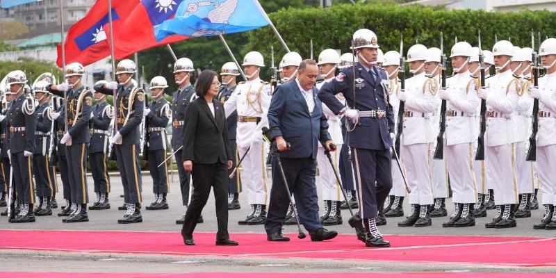 Presidente Alejandro Giammattei 