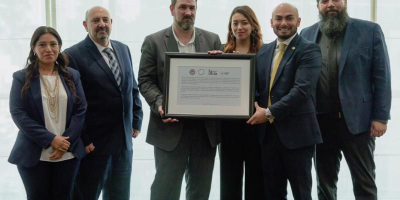 Las autoridades agradecieron el esfuerzo de los colaboradores 