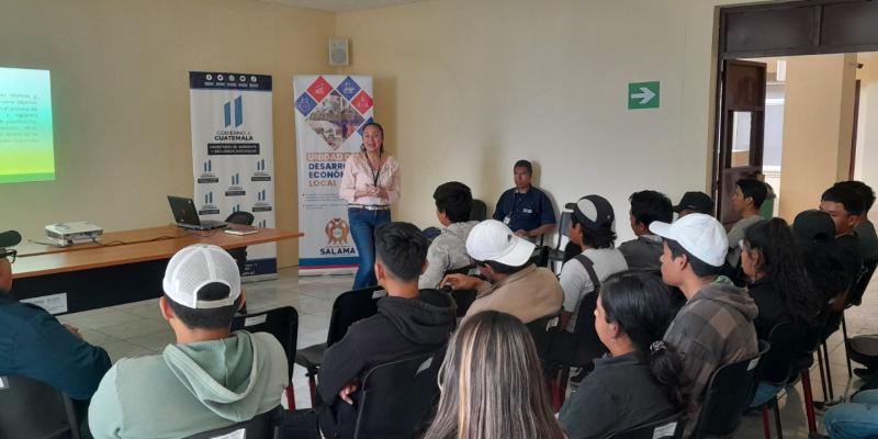 MARN en Baja Verapaz capacita sobre legislación ambiental