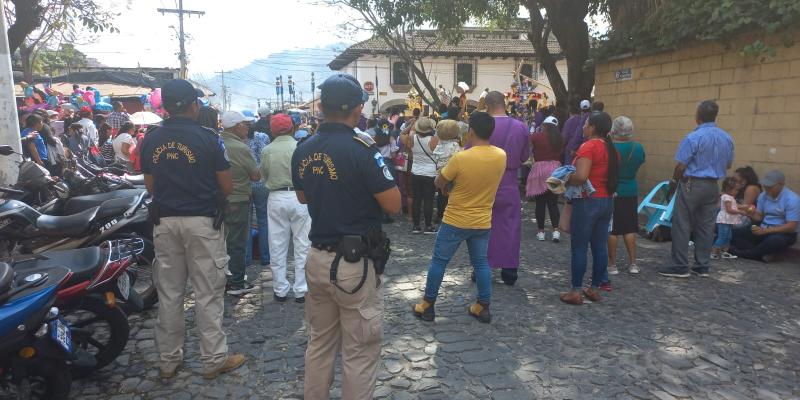 Disetur protege, asiste y orienta a turistas durante la Semana Santa 