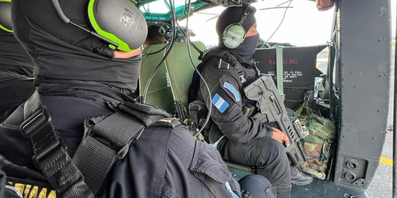 Continúan patrullajes aéreos en distintos puntos país