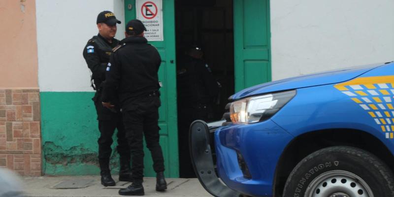 Investigadores desarrollan allanamientos en contra de la pornografía infantil