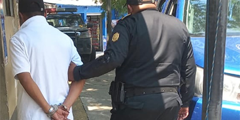 Tercera captura por posesión de dinero falso