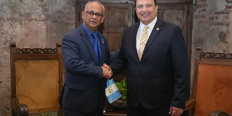 Cancilleres de Guatemala y Surinam dialogan sobre prioridades bilaterales y regionales
