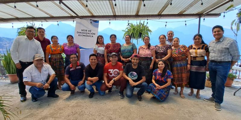 Emprendedores de Sololá reciben capacitación por parte del Mineco