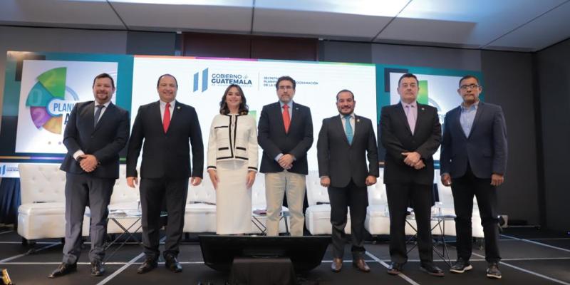 Con temas de movilidad humana y las relaciones diplomáticas de Guatemala finalizaron los Talleres de Planificación Abierta 2024