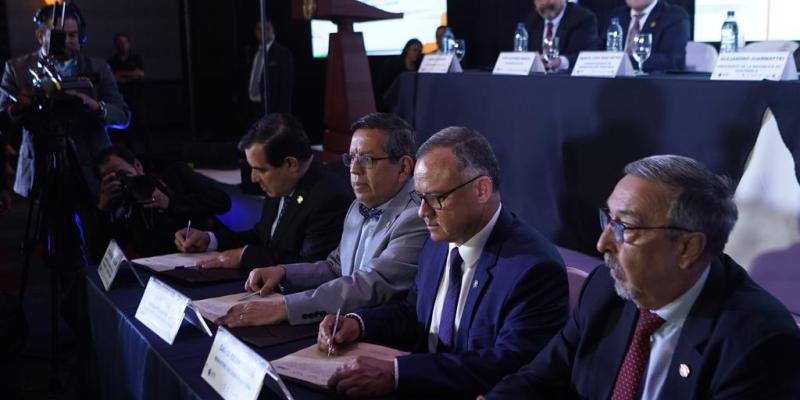 Convenio interinstitucional fortalece apoyo policial en aduanas y fronteras