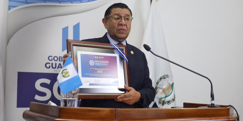 Culmina con éxito Diplomado en Sistema de Consejos de Desarrollo y Descentralización