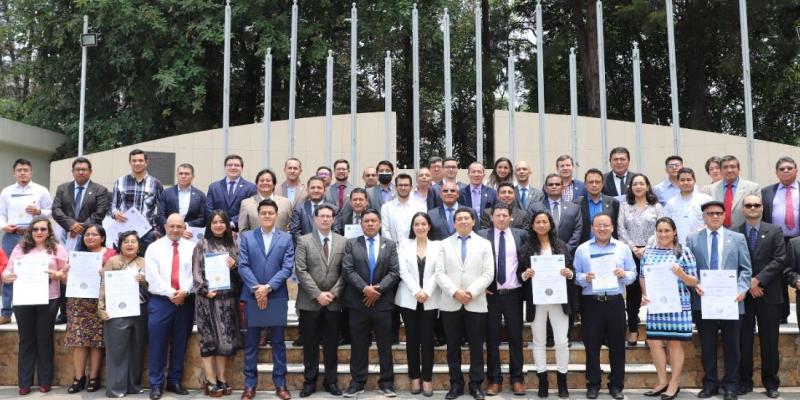 Profesionales del Colegio de Ingenieros de Guatemala son certificados por el MARN en temas ambientales