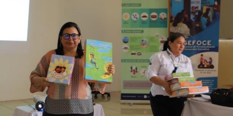 Entregan kit de juegos en educación alimentaria y nutricional en centros educativos