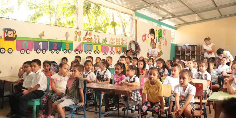 MARN capacita a 1,157 estudiantes de Petén sobre el Reglamento 164-2021