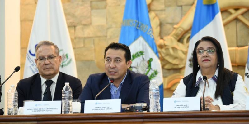 Conferencia de prensa semanal 