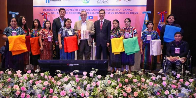 El presidente  Giammattei presidió el evento.