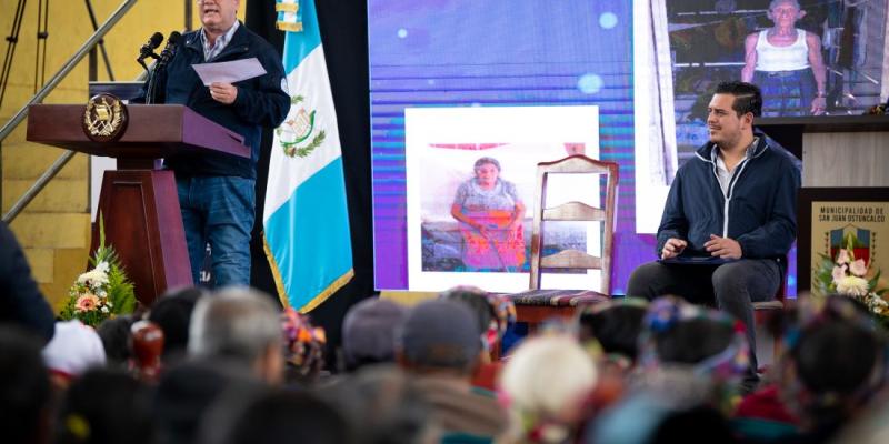 Presidente Alejandro Giammattei 