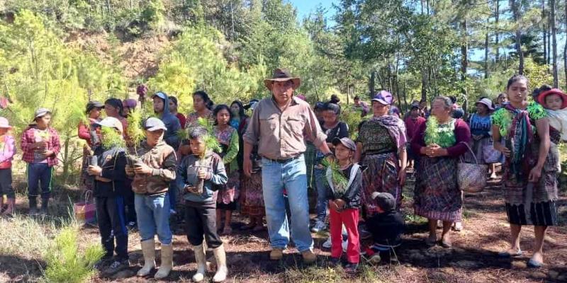 Reforestación del MARN llega a comunidades de Patzún, Chimaltenango
