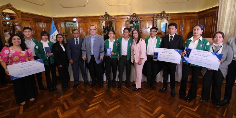 Presidente Alejandro Giammattei 