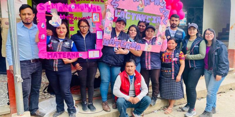 Fomentan lactancia materna para prevenir la desnutrición en Santa Bárbara, Huehuetenango