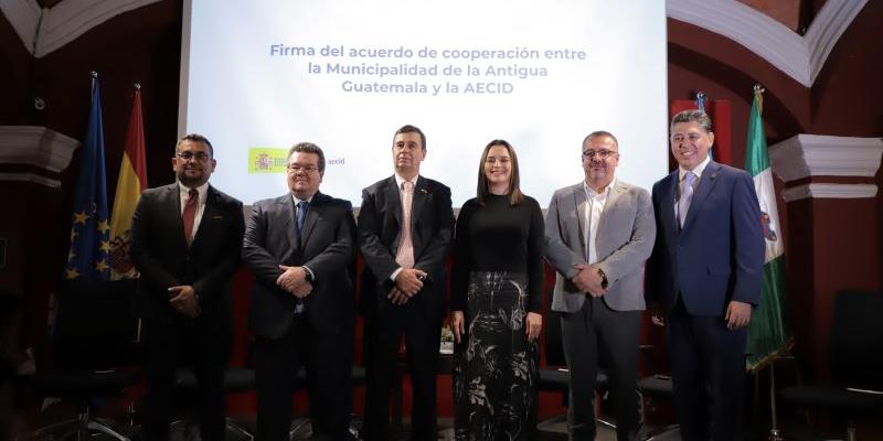 Firma de convenio para promover desarrollo de la cultura.