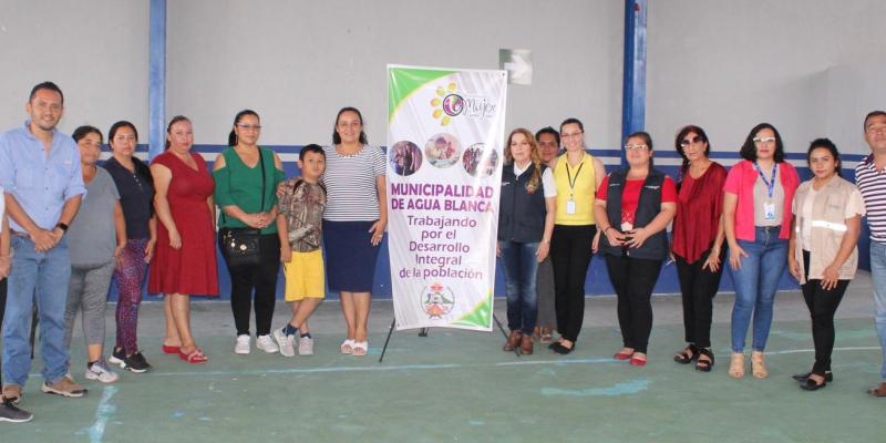 Emprendedores participan en evento para integrar mesa de trabajo en ecosistema emprendedor de Jutiapa