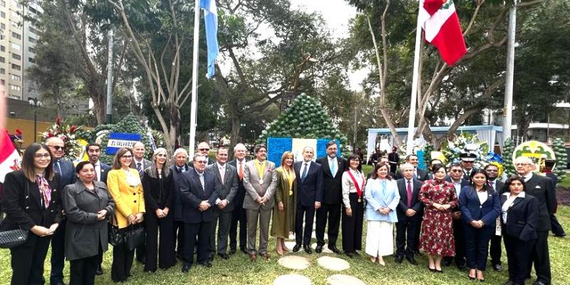 Misión diplomática en Perú conmemora el 202 aniversario de la Independencia de Centroamérica 