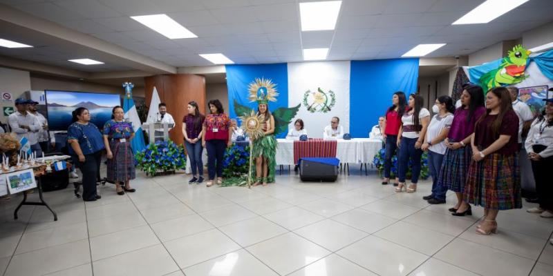 La ministra de Economía, Luz Pérez, presidió el evento.