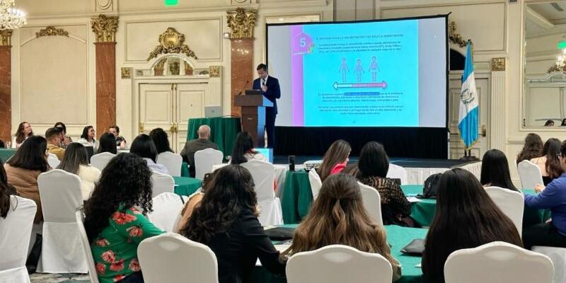 SESAN presenta actualización de la POLSAN 2022-2037 ante nutricionistas de Guatemala
