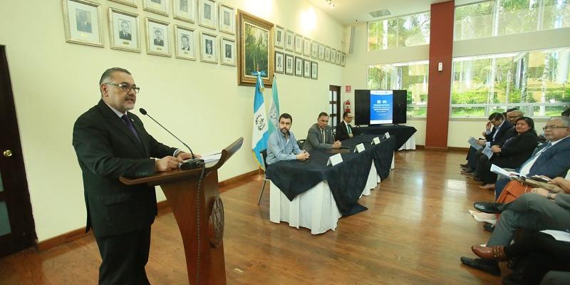 Guatemala y Honduras presentan protocolo de atención a la niñez migrante no acompañada 