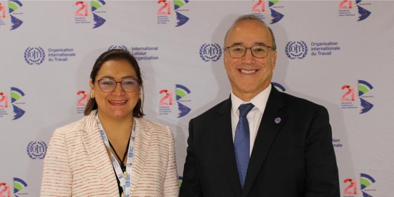 La gerente del Instituto Nacional de Estadística (INE), Brenda Miranda y el Jefe del Departamento de Análisis Estadístico de la citada institución, Cristian Miguel Cabrera Ayala.