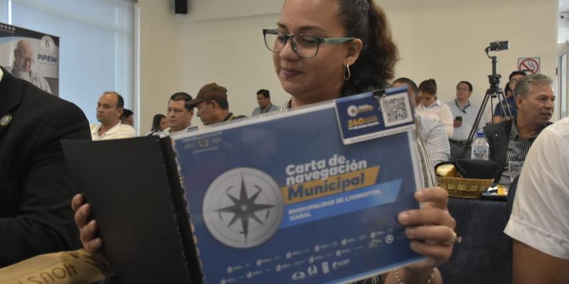 Diplomado fortalece capacidades municipales en Izabal