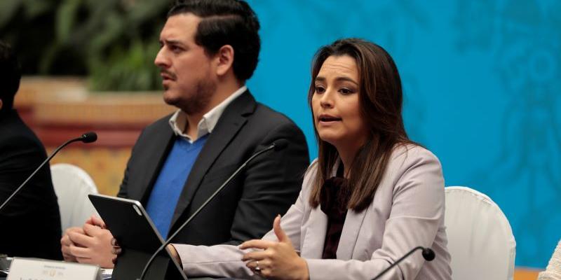 Comisión de Transición de Gobierno brindó una conferencia de prensa el 2 de noviembre.