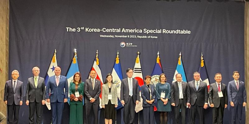 Vicecanciller de Guatemala participa en mesa redonda de cooperación entre Corea y Centroamérica 