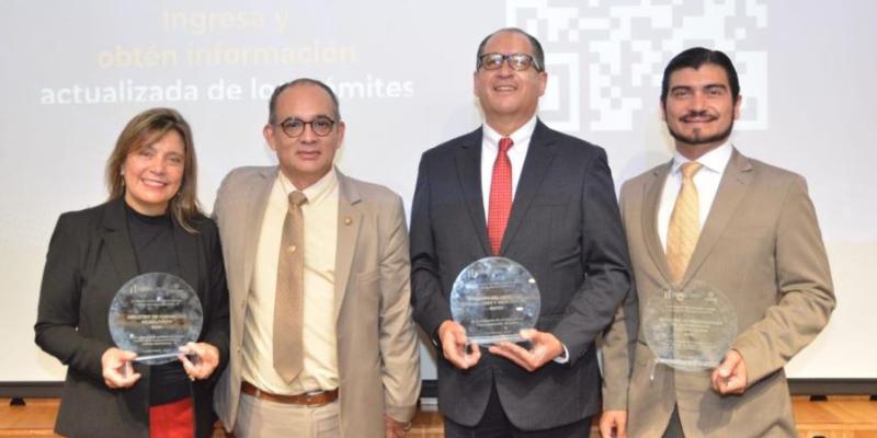 Directores de registros.