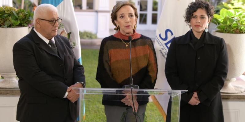 Presentan autoridades de SESAN