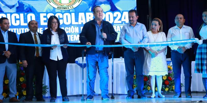 Presidente Alejandro Giammattei